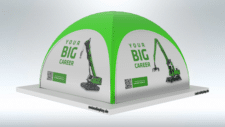 Aufblasbarer Promotion Pavillon 6x6 im Recruiting für Sennebogen. Dach in Hausfarbe des Kunden, große Bilder der Produkte auf den Seitenwänden